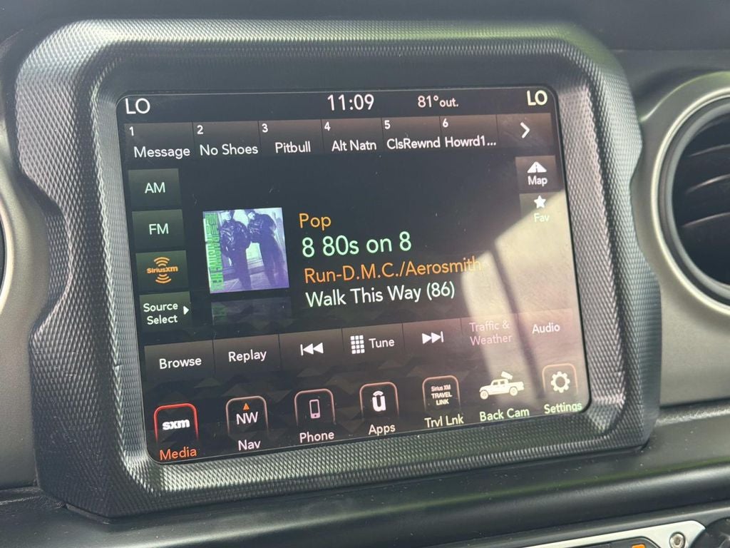 2021 Jeep Gladiator Willys