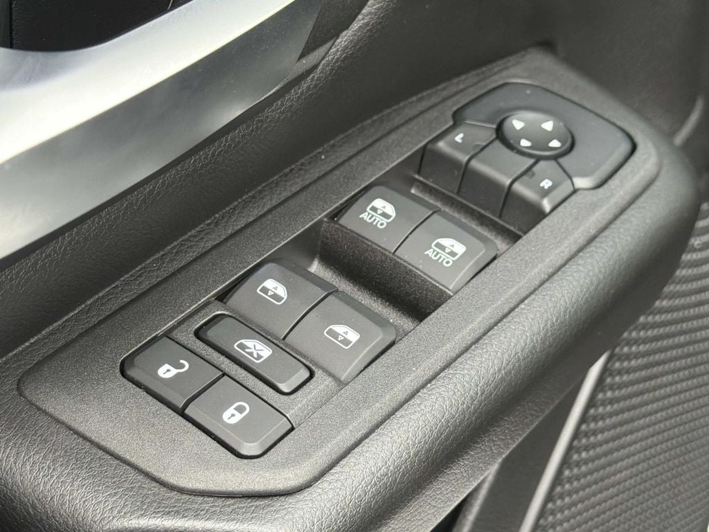 2025 RAM 1500 Warlock