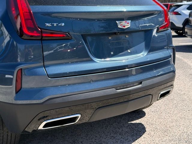 2025 Cadillac XT4 Premium Luxury