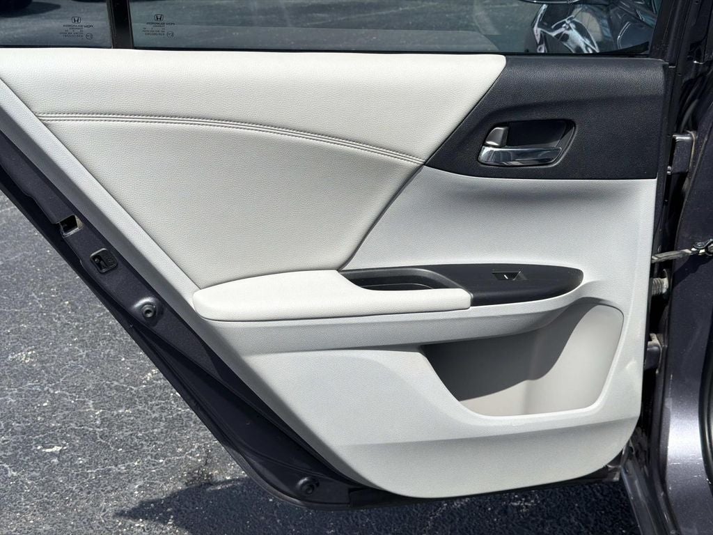 2015 Honda Accord EX-L w/Navigation