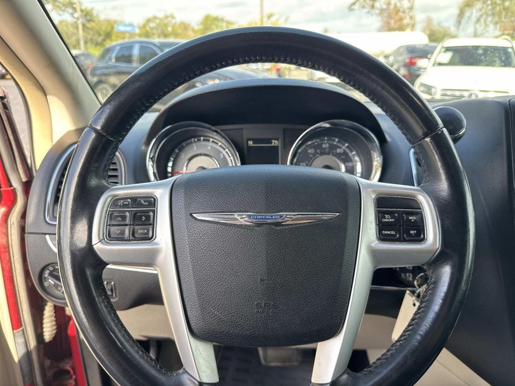 2016 Chrysler Town & Country Touring