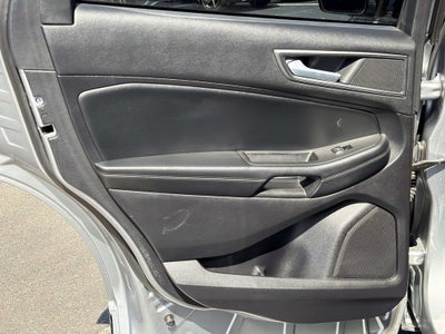 2021 Ford Edge SE