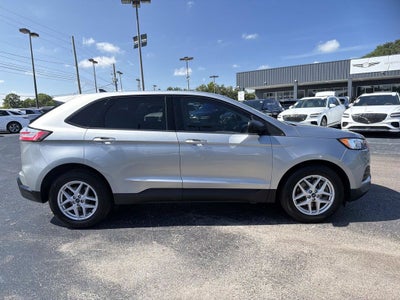 2021 Ford Edge SE