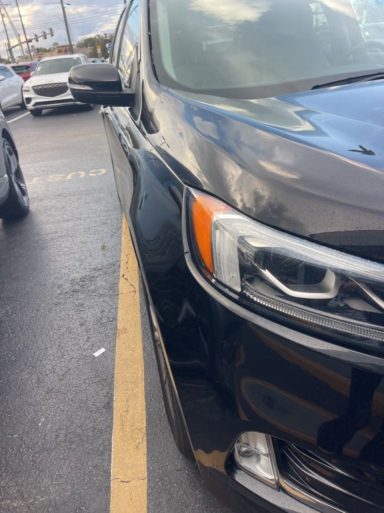 2020 Ford Edge Titanium