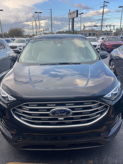 2020 Ford Edge Titanium