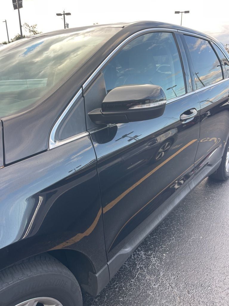 2020 Ford Edge Titanium
