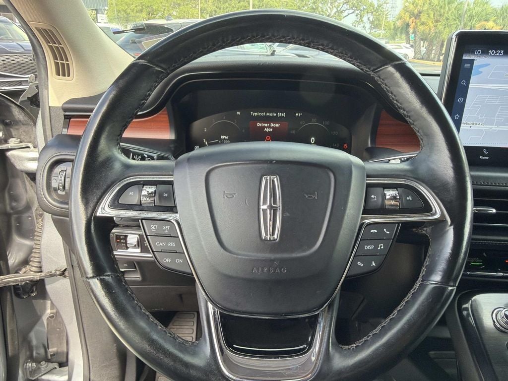 2022 Lincoln Nautilus Reserve