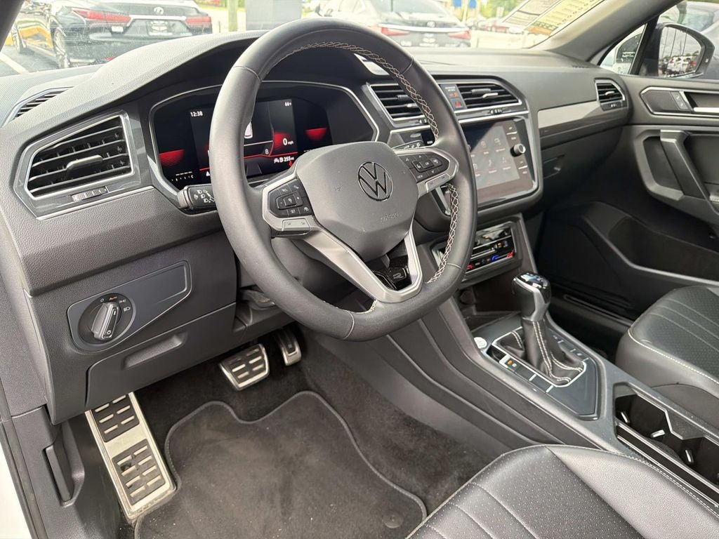 2023 Volkswagen Tiguan 2.0T SE R-Line Black