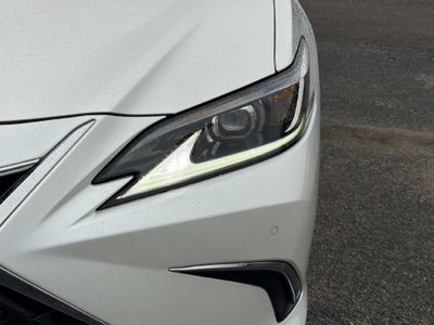 2024 Lexus ES 250