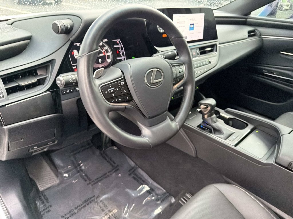 2024 Lexus ES 250