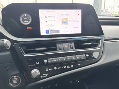 2024 Lexus ES 250
