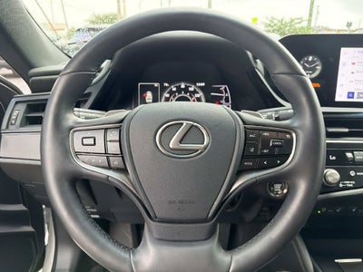 2024 Lexus ES 250