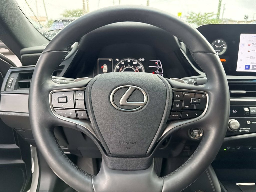 2024 Lexus ES 250