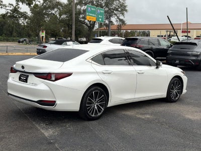2024 Lexus ES 250
