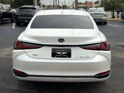 2024 Lexus ES 250