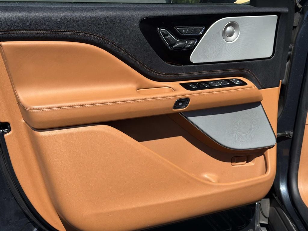 2022 Lincoln Aviator Black Label