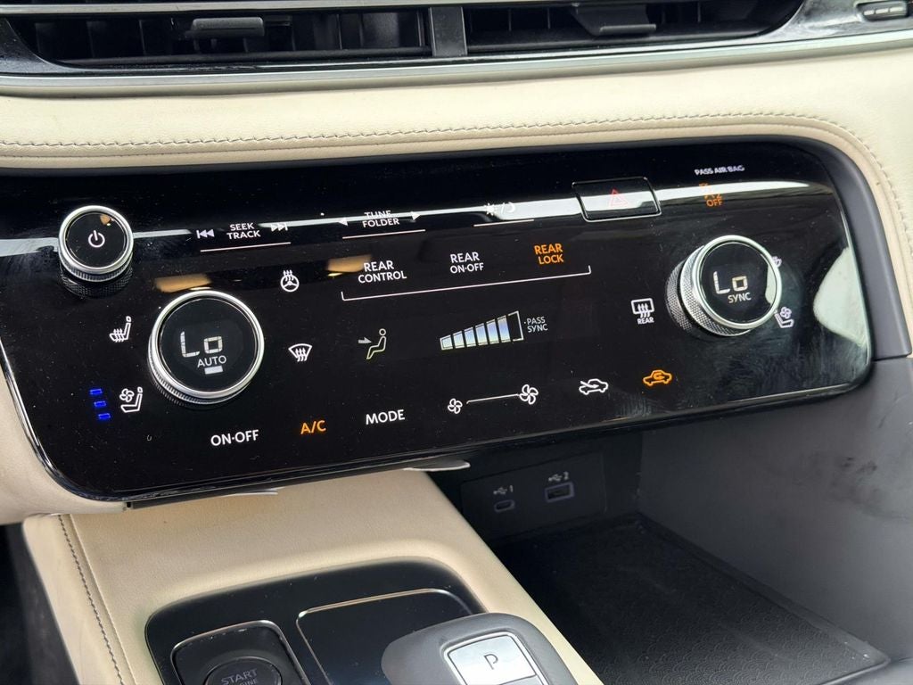 2022 INFINITI QX60 LUXE