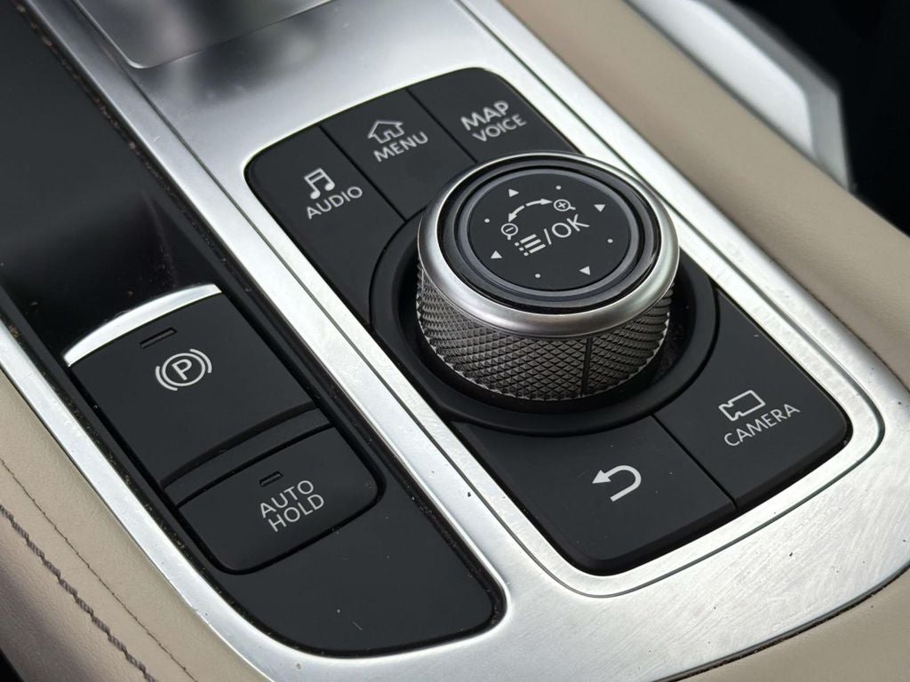2022 INFINITI QX60 LUXE