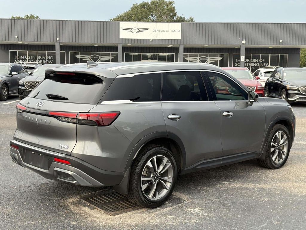 2022 INFINITI QX60 LUXE
