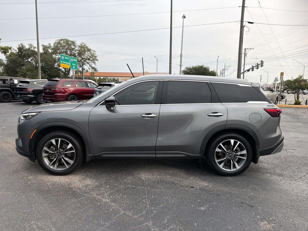 2022 INFINITI QX60 LUXE