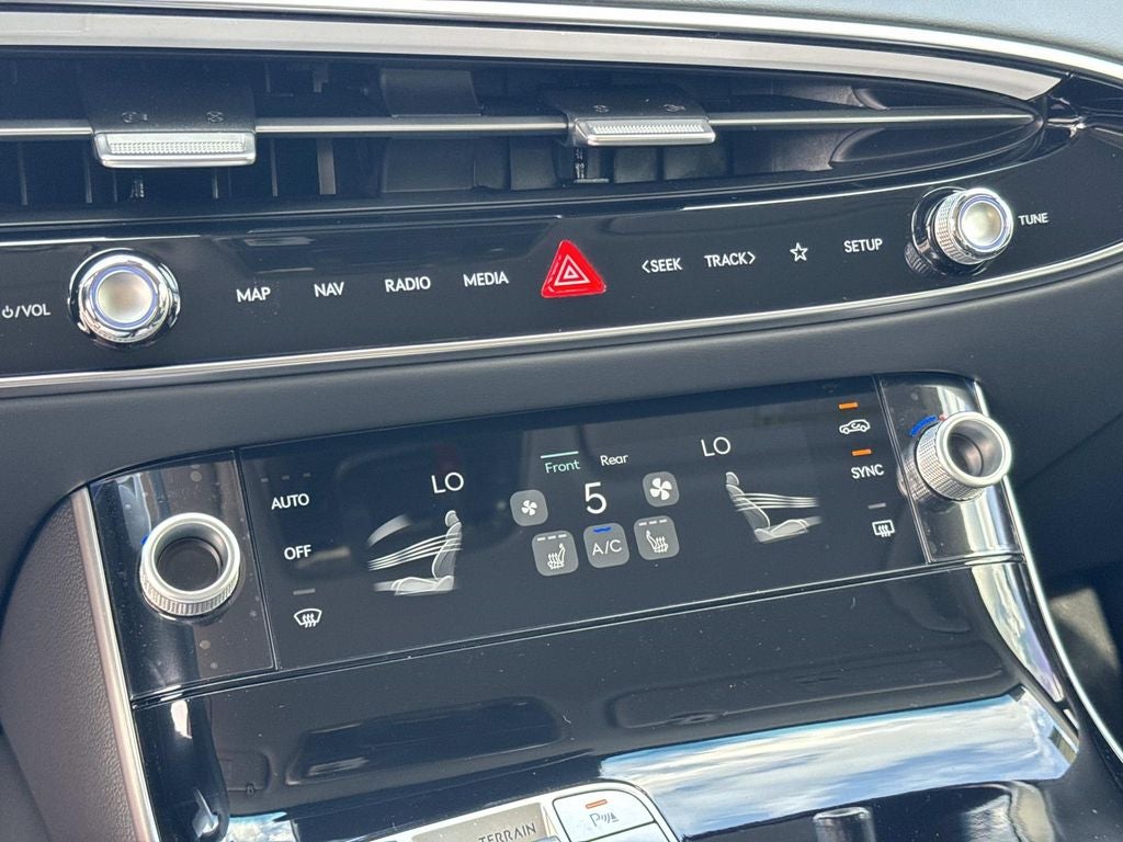 2026 Genesis GV70 2.5T