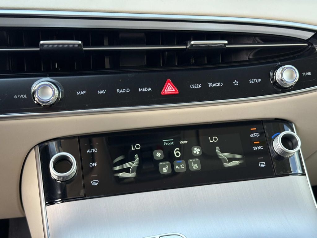 2026 Genesis GV70 2.5T Select