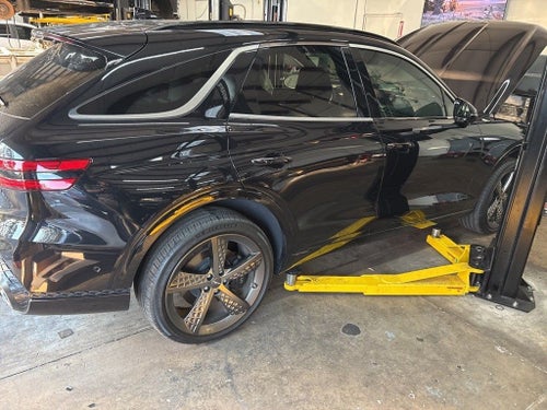 2024 Genesis GV70 2.5T