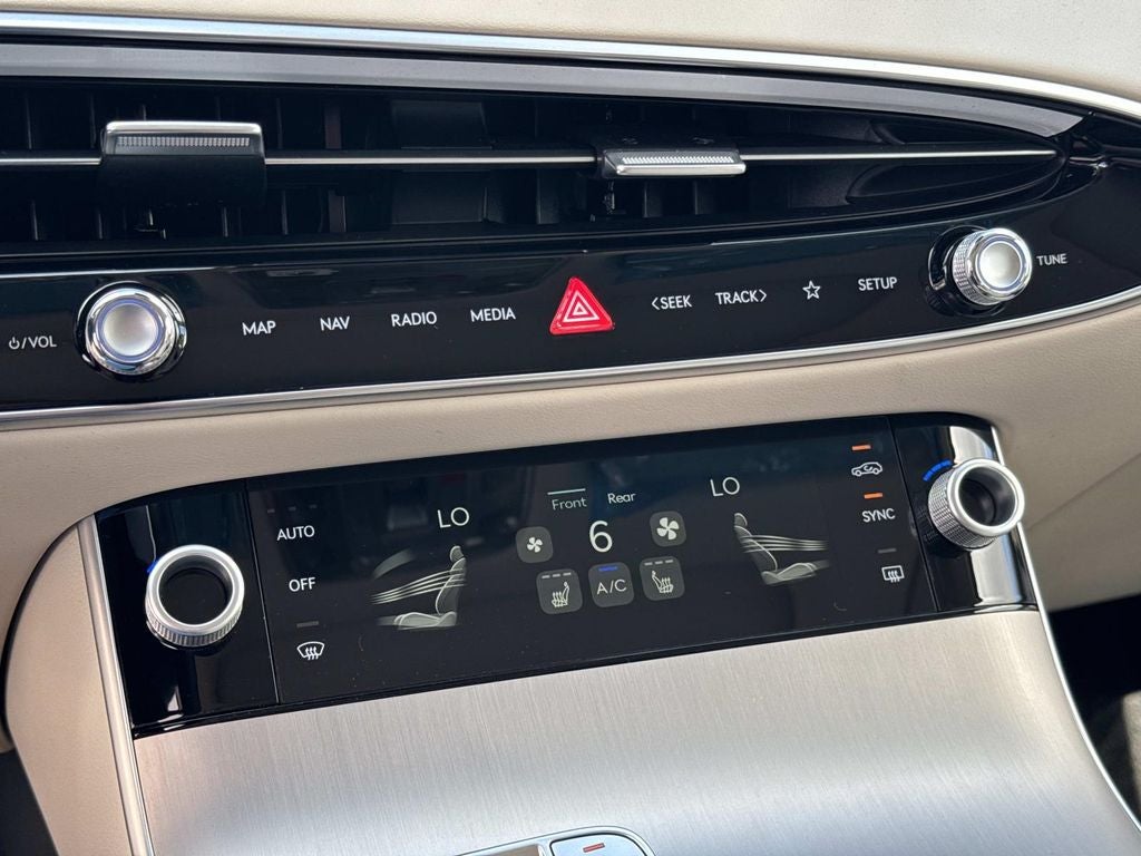 2026 Genesis GV70 2.5T Select