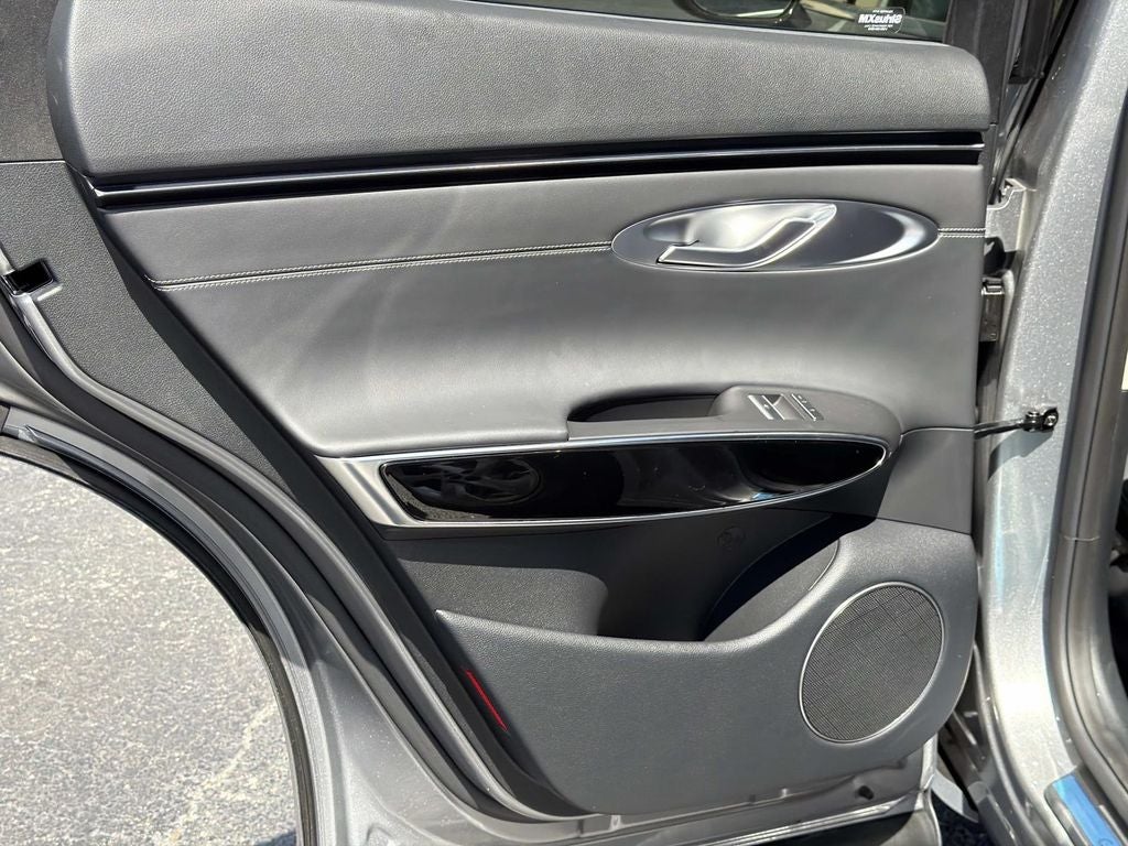 2026 Genesis GV70 2.5T