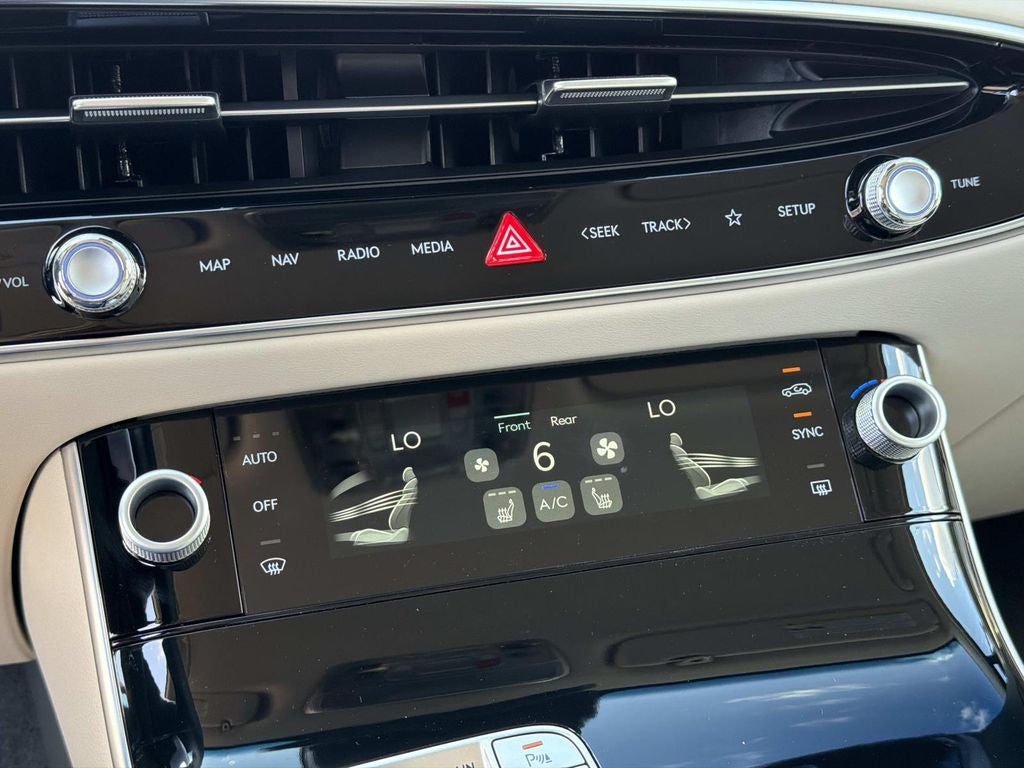 2026 Genesis GV70 2.5T