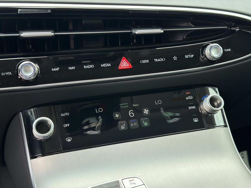 2026 Genesis GV70 2.5T Select