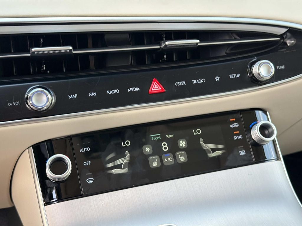 2026 Genesis GV70 2.5T Select