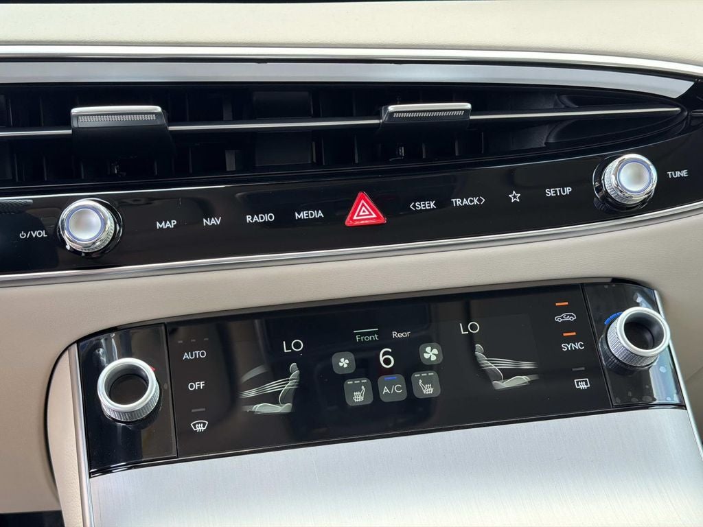 2026 Genesis GV70 2.5T Select