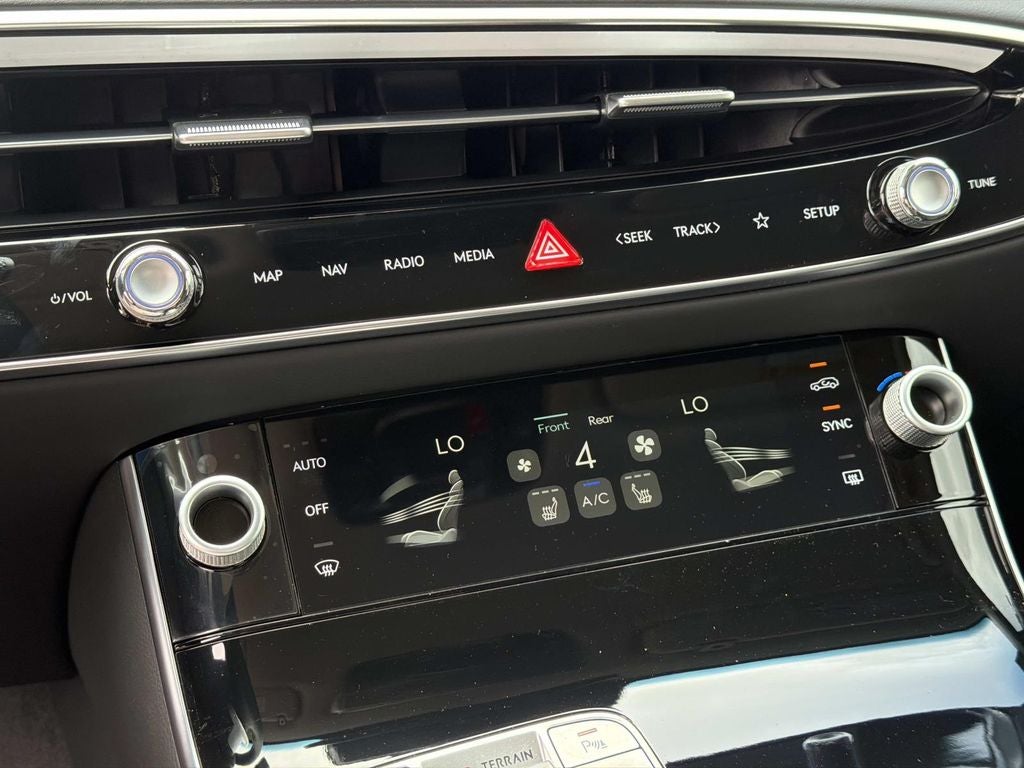 2026 Genesis GV70 2.5T