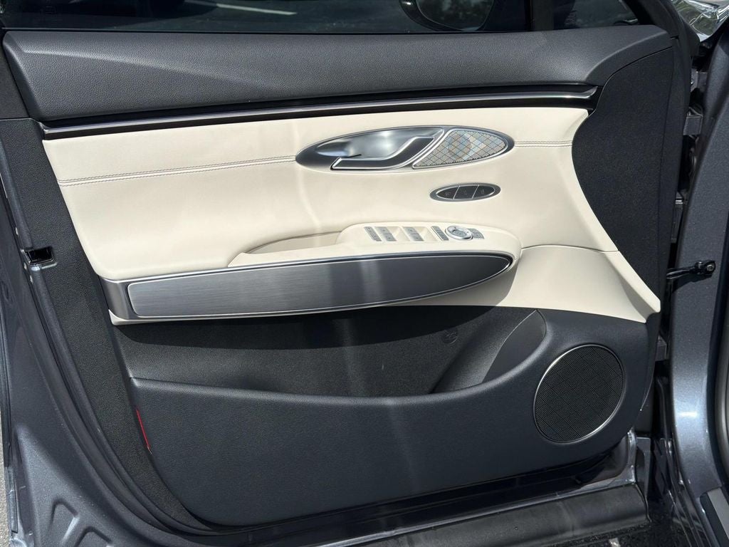 2026 Genesis GV70 2.5T Select