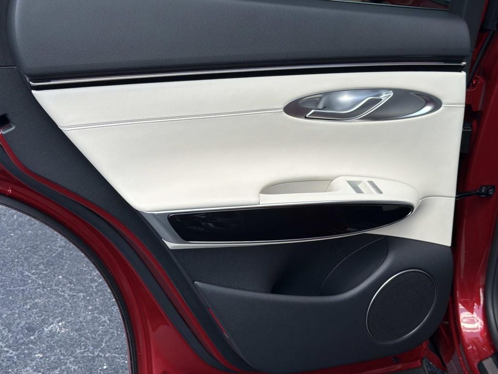 2026 Genesis GV70 2.5T