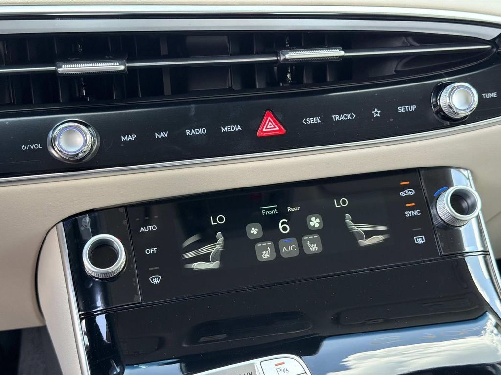 2026 Genesis GV70 2.5T