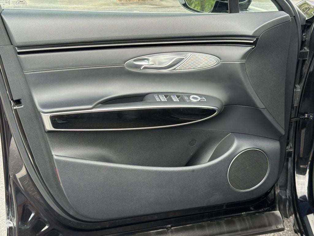 2025 Genesis GV70 2.5T