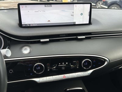 2025 Genesis GV70 2.5T
