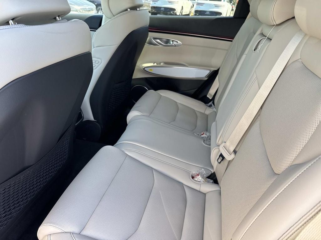 2026 Genesis GV70 2.5T Select