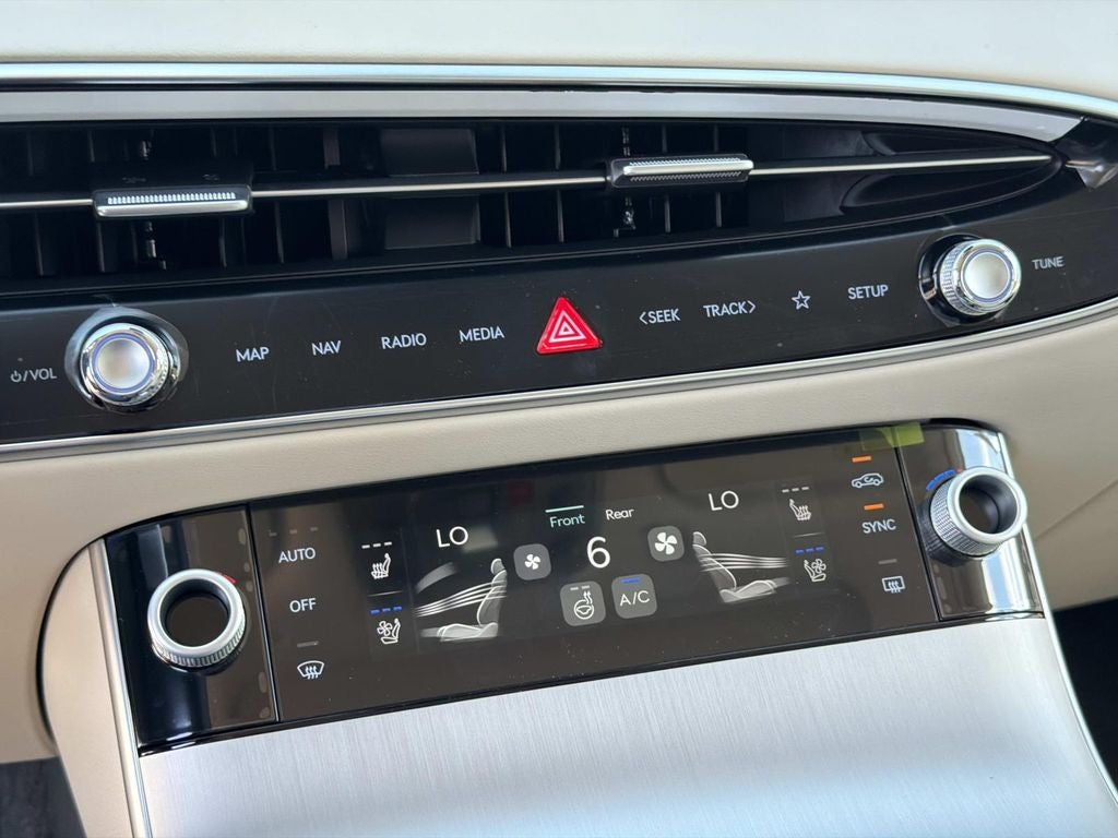 2026 Genesis GV70 2.5T Advanced