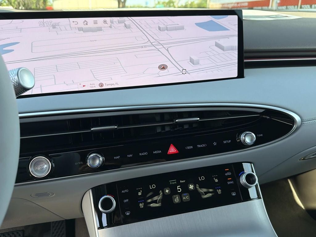 2026 Genesis GV70 2.5T Advanced