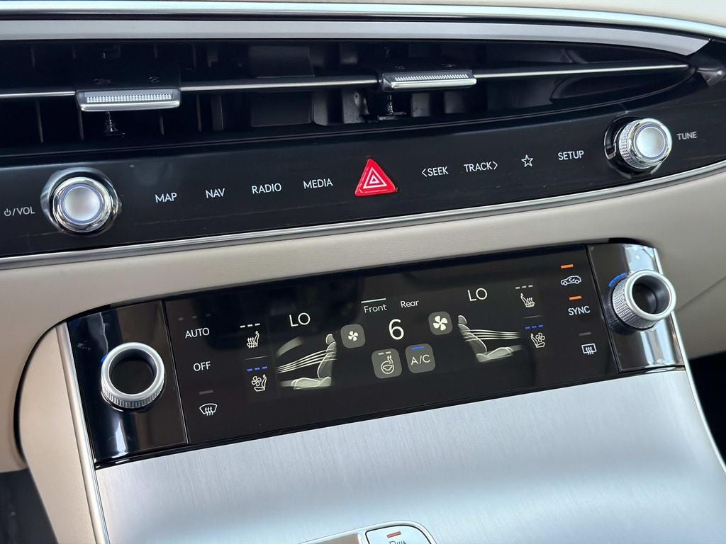 2026 Genesis GV70 2.5T Advanced