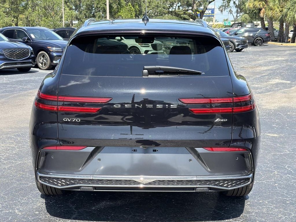 2026 Genesis GV70 2.5T Advanced