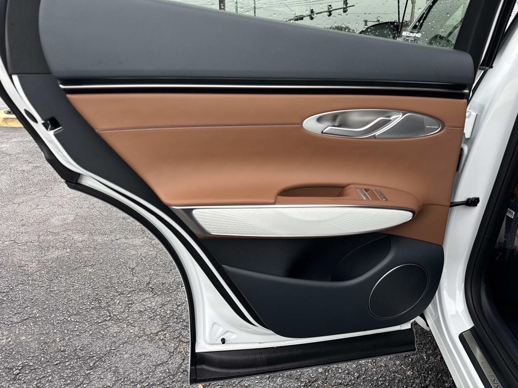 2026 Genesis GV70 2.5T Advanced