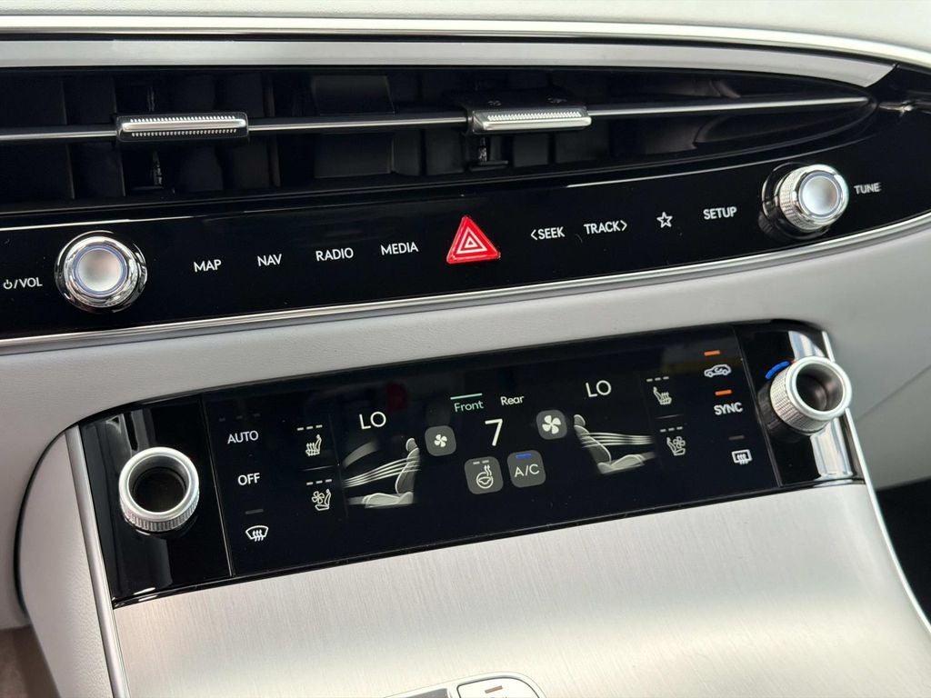 2026 Genesis GV70 2.5T Advanced