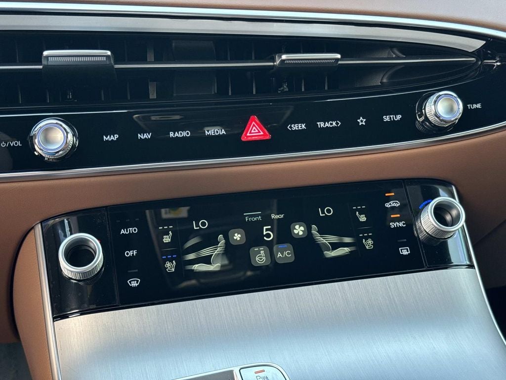 2026 Genesis GV70 2.5T Advanced