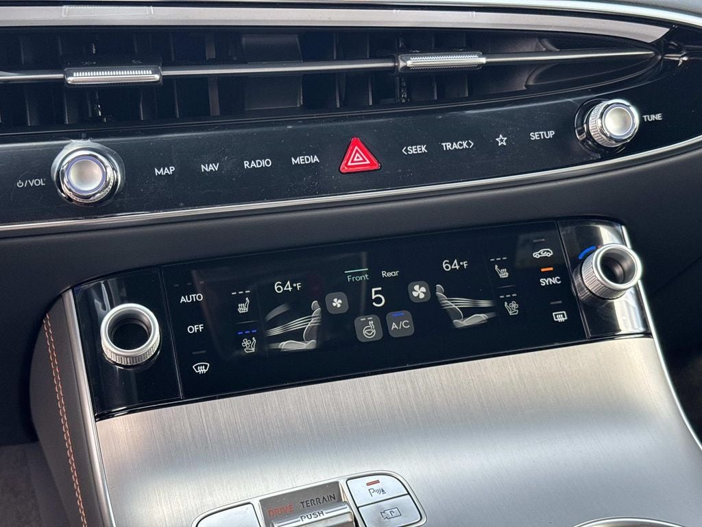 2026 Genesis GV70 3.5T Sport Advanced