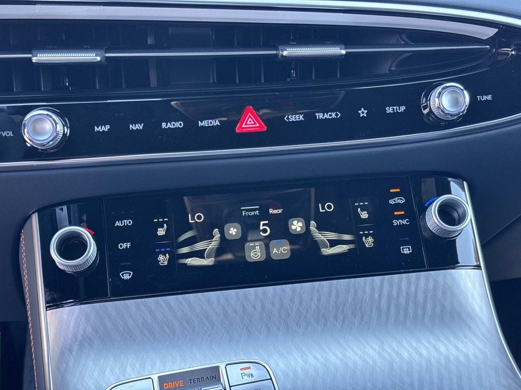 2026 Genesis GV70 2.5T Sport Prestige