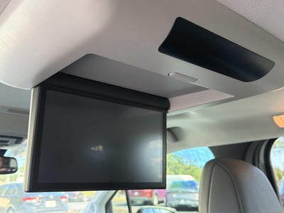 2025 Toyota Sienna XLE 8 Passenger